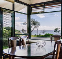 Beach Front Beauty - Ocean front views - Tourism Townsville