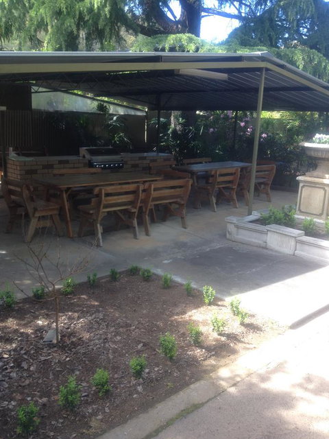 Viewhill Holiday Units - Tourism Townsville 5
