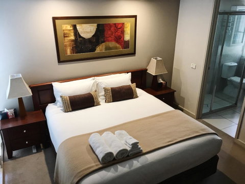 Luxury Abalina Cottages - Tourism Townsville 0