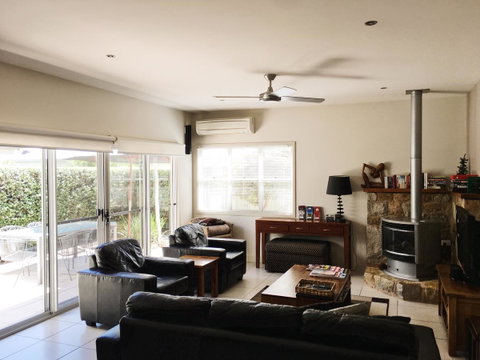 Luxury Abalina Cottages - Tourism Townsville 6