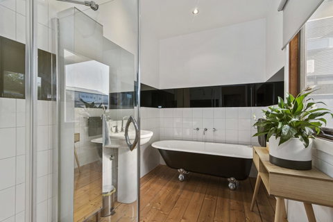 Central Bendigo Cottage, Walk To Everywhere!! - Tourism Townsville 11