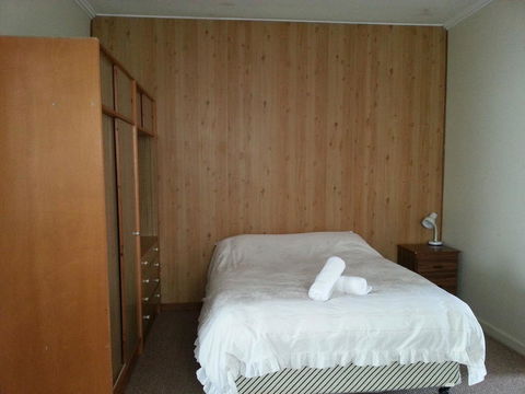 Beachcomber Holiday Units - Tourism Townsville 29
