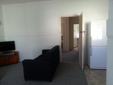 Beachcomber Holiday Units - Tourism Townsville 34