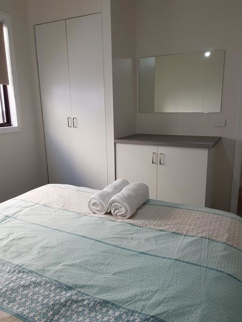 Beachcomber Holiday Units - Tourism Townsville 17