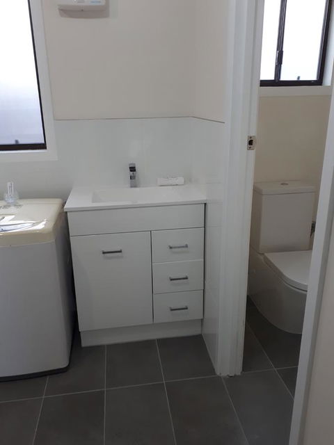 Beachcomber Holiday Units - Tourism Townsville 8