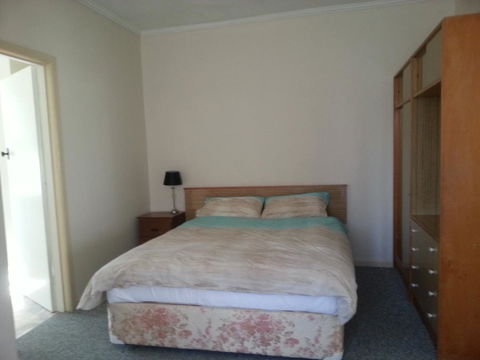 Beachcomber Holiday Units - Tourism Townsville 42
