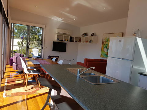 Beach Retreat Apartment Marengo - Tourism Townsville 8