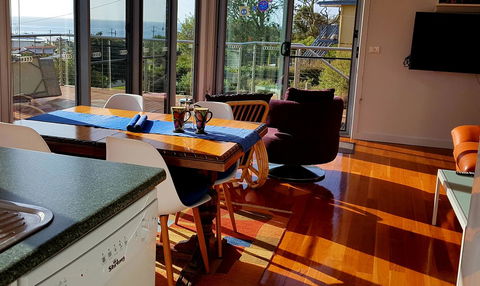 Beach Retreat Apartment Marengo - Tourism Townsville 4