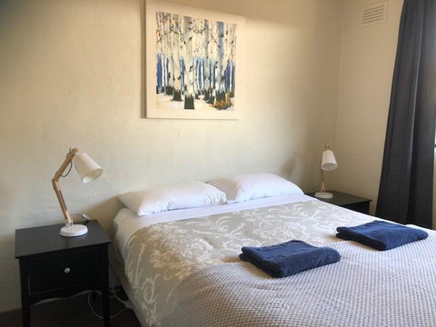 Willow Dene Holiday Apartments - Tourism Townsville 2