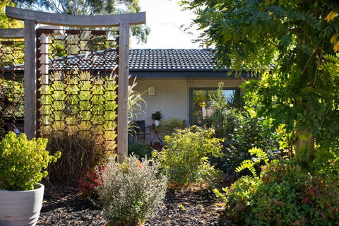 East Street Daylesford - Tourism Townsville 14