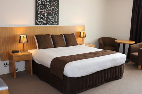 Bairnsdale International - Tourism Townsville 31