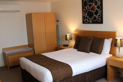 Bairnsdale International - Tourism Townsville 14