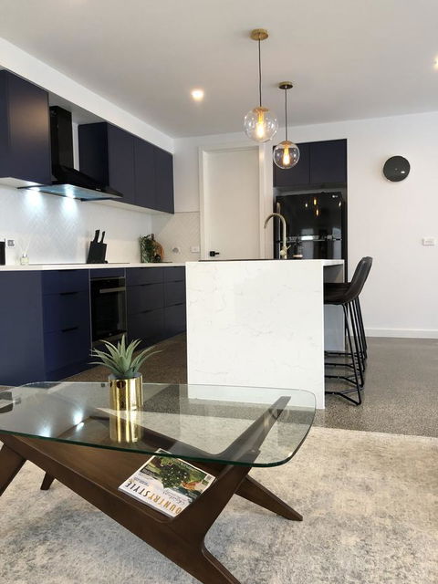Escape On Birch - Tourism Townsville 0