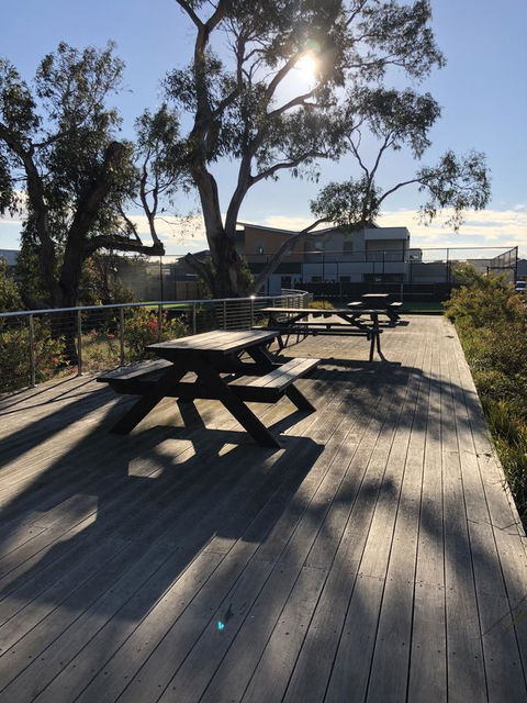 Escape On Birch - Tourism Townsville 21