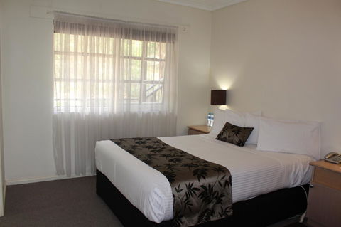 Eltham Gateway Hotel & Conference Centre - Tourism Townsville 21