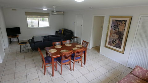 Adina Lodge Holiday Apartments - Tourism Townsville 24