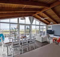 Stunning Waterfront only 10 minutes to Phillip Island - Pet Friendly - Tourism Townsville