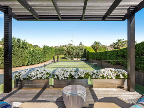 The Belmond - Tourism Townsville 0