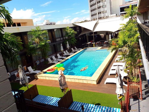 The Cavenagh - Tourism Townsville 0