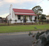 The Cottage - Tourism Townsville