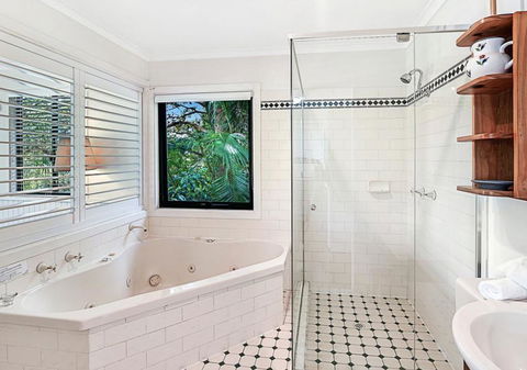 The Cottages On Mount Tamborine - Tourism Townsville 2