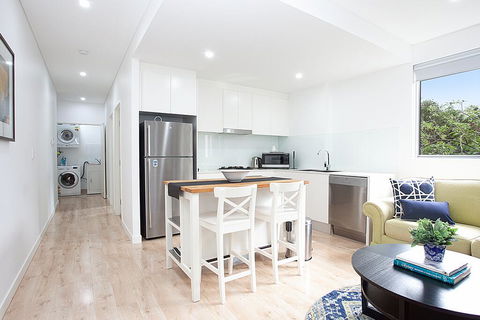 The Cove - L'Abode Accommodation - Tourism Townsville 2