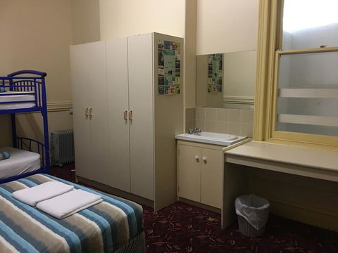 The Formby Hotel - Tourism Townsville 1