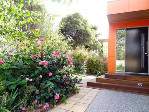 The Gallery Accommodation McCrae - Tourism Townsville 0