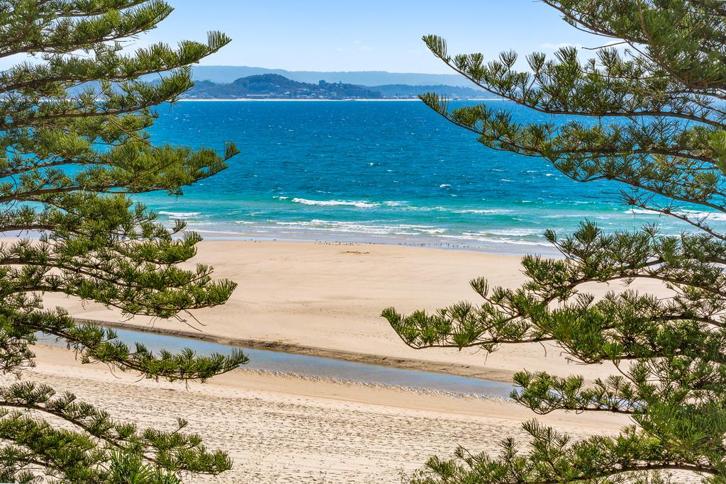 Kirra QLD Tourism Townsville