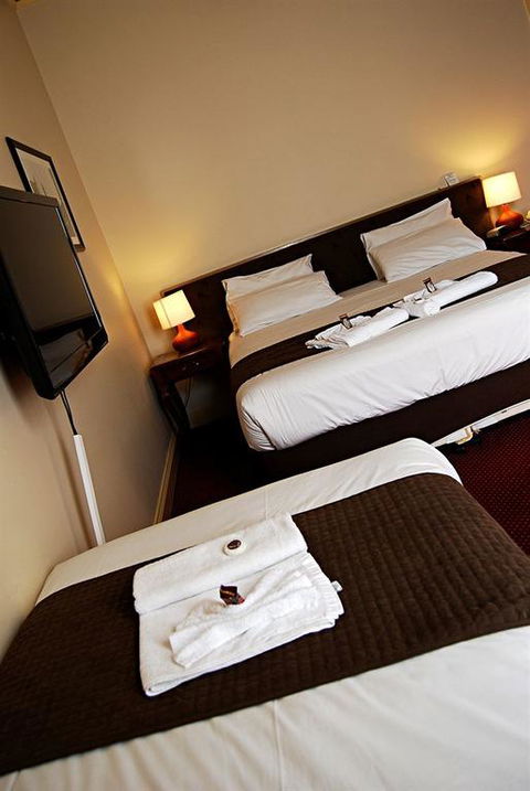 The Glenferrie Hotel Hawthorn - Tourism Townsville 3
