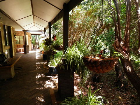 The Hideaway Luxury B&B Retreat - Tourism Townsville 2
