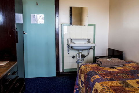 The Imperial Hotel - Tourism Townsville 2