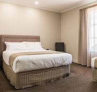 The Lighthouse Hotel - Tourism Townsville