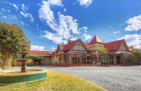 The Lodge Outback Motel - Tourism Townsville 0