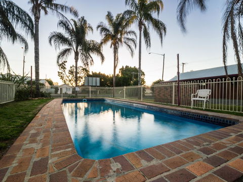 The Major Mitchell Motel - Tourism Townsville 0