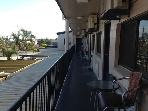 The Metropolitan Hotel - Tourism Townsville 2