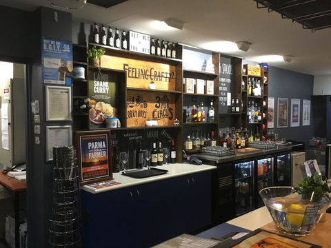 The Metropolitan Hotel - Tourism Townsville 1
