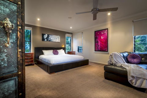 The Mountain View Retreat - Tourism Townsville 2