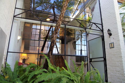 The Old Joyce Factory Loft Apartment - Tourism Townsville 2