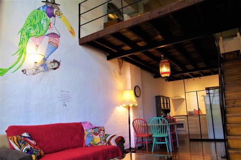 The Old Joyce Factory Loft Apartment - Tourism Townsville 0