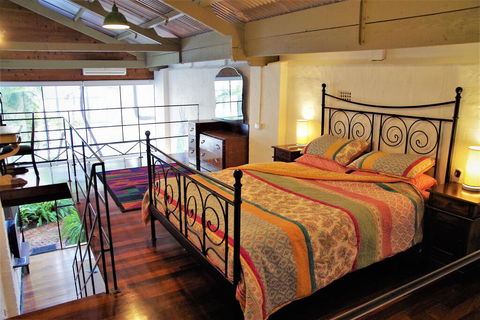 The Old Joyce Factory Loft Apartment - Tourism Townsville 3