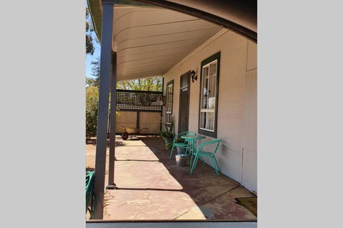 The Pool House - Tourism Townsville 2