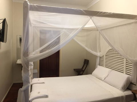 The Prince Of Wales - Tourism Townsville 3