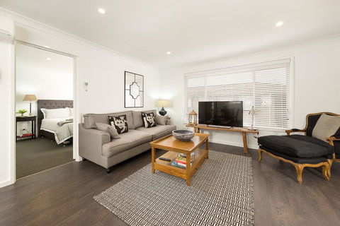 The Provincial - Central & Sophisticated - Tourism Townsville 2