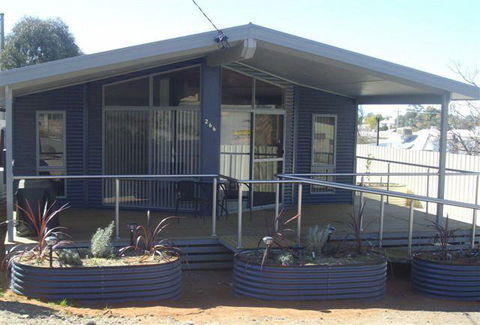 The Real McCoy Holiday Accommodation - Tourism Townsville 0