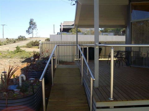 The Real McCoy Holiday Accommodation - Tourism Townsville 1
