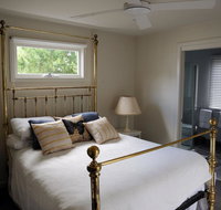 The Red Feather Inn - Tourism Townsville