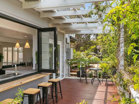 The Resort At 222 - Tourism Townsville 2
