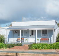 The Rested Guest 3 Bedroom Cottage West Wyalong - Tourism Townsville
