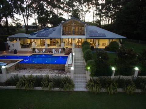 The Ridge Retreat At Mollymook - Tourism Townsville 0